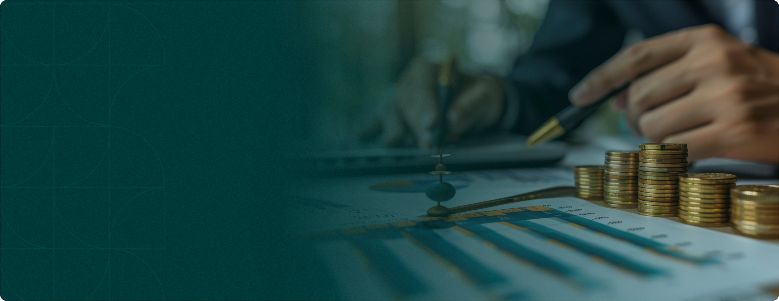 Análise financeira com gráficos e moedas